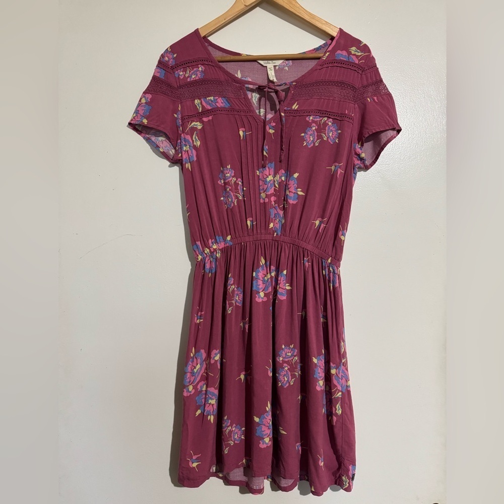 Matilda Jane Burgundy Floral Midi Dress Medium elastic waist keyhole neck